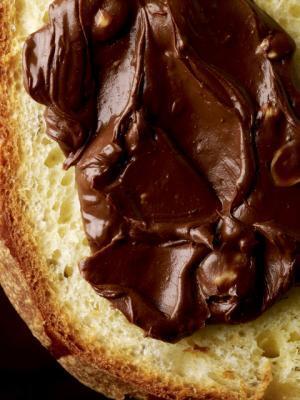 ピエール・エルメのバレンタインに限定ショコラが勢ぞろい、新作ショコラケーキも登場