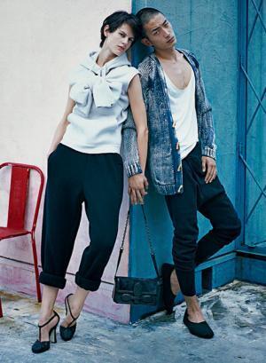 アラーキーが力強く繊細に撮る、ボッテガ・ヴェネタの15SSコレクション