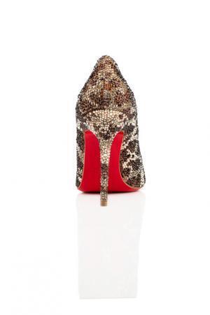 クリスチャンルブタン、福岡天神店限定シューズ発売。クリスタル・レオパードのFIFI