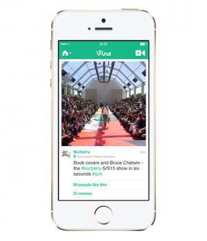 【生中継】バーバリープローサム2015-16秋冬メンズショーをライブ配信。本日22時より