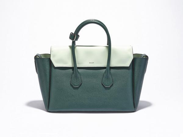 新生バリー、新宿伊勢丹に“ヒロイン”バッグストア期間限定オープン