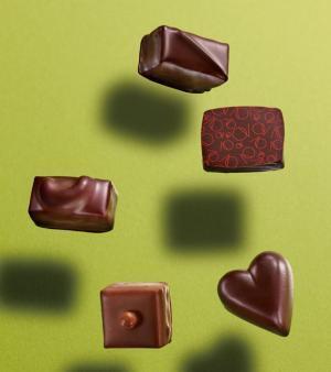 サロン・デュ・ショコラ注目アイテムは“エスカルゴチョコ”からショコラティエ18人ボックスまで