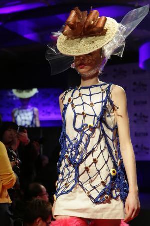 バレンタイン当日に真似したい？サロン・デュ・ショコラであまーい香りのファッションショー