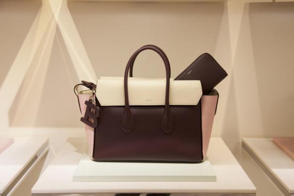 新宿伊勢丹で一足早く桜満開！バリーの限定イベントスタート