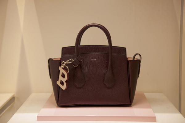 新宿伊勢丹で一足早く桜満開！バリーの限定イベントスタート