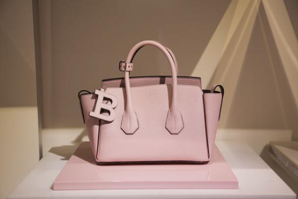 新宿伊勢丹で一足早く桜満開！バリーの限定イベントスタート