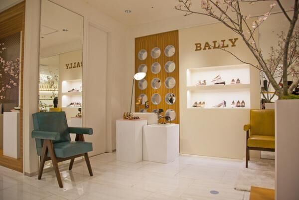 伊勢丹新宿店にバリーのポップアップショップ「New Bally Collection by Pablo Coppola」がオープン（2階シューズプロモーションスペース）