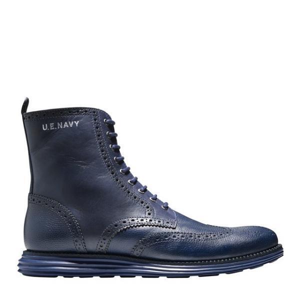 コールハーンのルナグランドがユニフォーム・エクスペリメントとコラボ