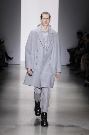 カルバン・クラインはパワフルにクラッシーに。メンズウエアの再構築【2015-16秋冬メンズ】