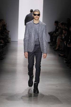 カルバン・クラインはパワフルにクラッシーに。メンズウエアの再構築【2015-16秋冬メンズ】