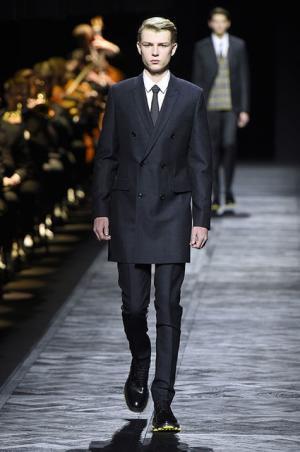 フォーマルの未来をつくるディオールオム【2015-16秋冬メンズ】