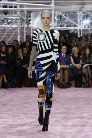 過去と未来を旅する、ディオールの白昼夢【15SSオートクチュール】