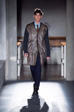 70年代のソフトフェミニン、マルニの卓越したリラックス感【2015-16秋冬メンズ】