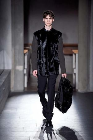 70年代のソフトフェミニン、マルニの卓越したリラックス感【2015-16秋冬メンズ】