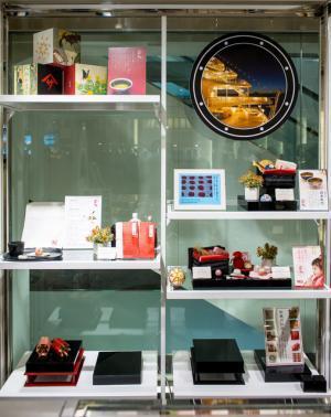 新宿伊勢丹、“豪華客船クルーズファッション”提案。船上パーティーはタダシショージと日本の匠