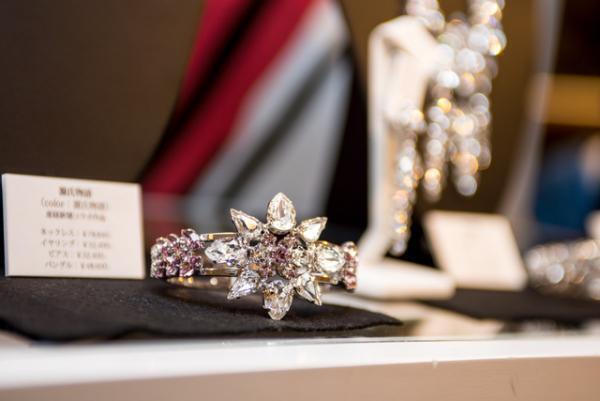 新宿伊勢丹、“豪華客船クルーズファッション”提案。船上パーティーはタダシショージと日本の匠