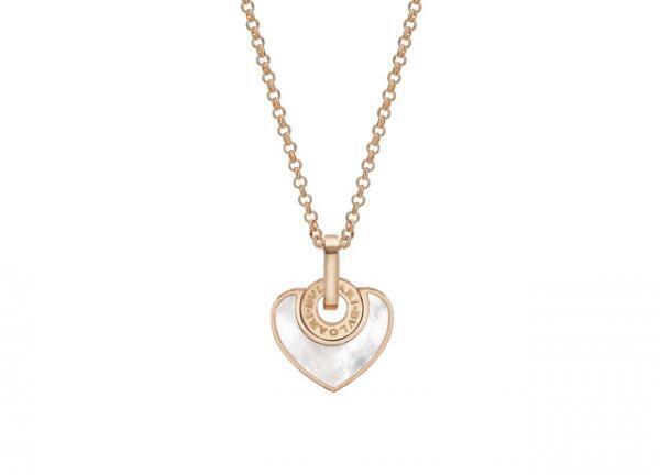 ブルガリに古代フォントとハートが永遠の愛伝える新ジュエリー