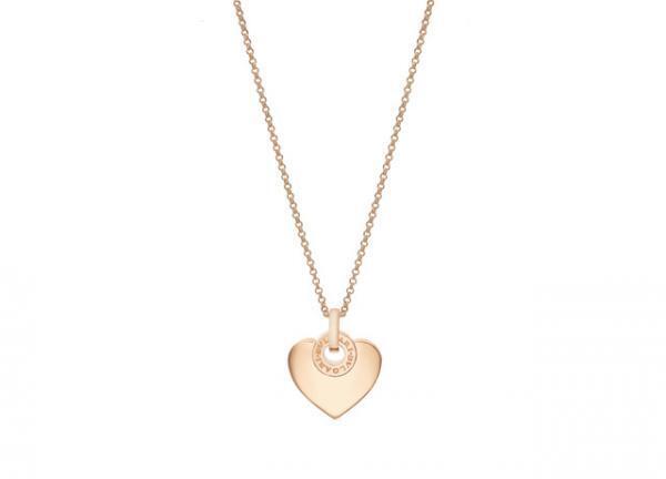 ブルガリに古代フォントとハートが永遠の愛伝える新ジュエリー