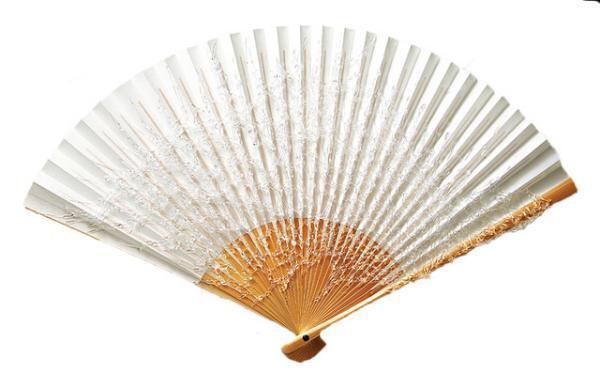 名和晃平、鈴木親らによる扇で復興支援。三越伊勢丹チャリティープロジェクト