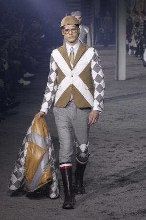 トム・ブラウンのモンクレールガム・ブルーはオリジナルダウンをパラダイムシフト【2015-16秋冬メンズ】