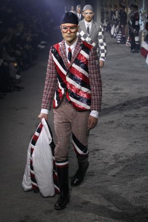 トム・ブラウンのモンクレールガム・ブルーはオリジナルダウンをパラダイムシフト【2015-16秋冬メンズ】