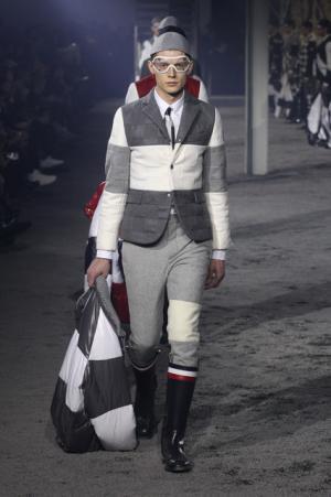 トム・ブラウンのモンクレールガム・ブルーはオリジナルダウンをパラダイムシフト【2015-16秋冬メンズ】