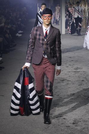 トム・ブラウンのモンクレールガム・ブルーはオリジナルダウンをパラダイムシフト【2015-16秋冬メンズ】