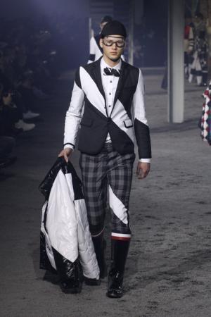 トム・ブラウンのモンクレールガム・ブルーはオリジナルダウンをパラダイムシフト【2015-16秋冬メンズ】