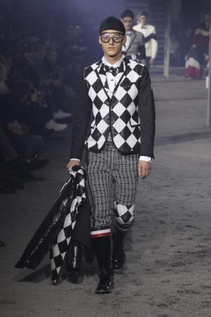 トム・ブラウンのモンクレールガム・ブルーはオリジナルダウンをパラダイムシフト【2015-16秋冬メンズ】