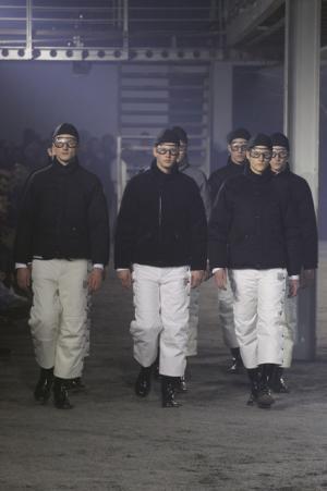 トム・ブラウンのモンクレールガム・ブルーはオリジナルダウンをパラダイムシフト【2015-16秋冬メンズ】