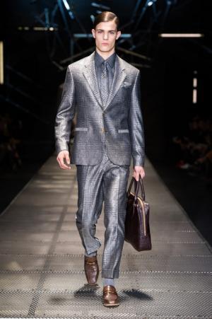 メデューサを封印したヴェルサーチ【15-16AWメンズ】