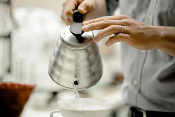 パリ・サードウェーブコーヒー先駆者、クチュームが二子玉川に新店オープン。1ランク上