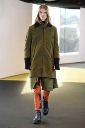 ケンゾーはエスニックフューチャーで宇宙に思いを馳せる【2015-16秋冬メンズ】