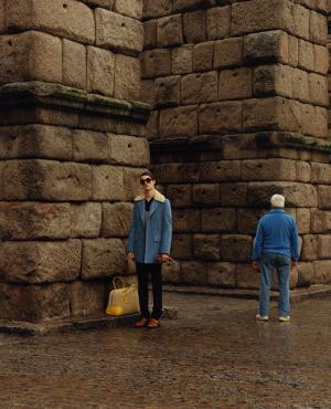 ロエベが描くフェミニンタッチのモダニティー【2015-16秋冬メンズ】