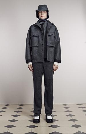 クラシックを絶妙なバランスで遊ぶサカイ【15-16AWメンズ】