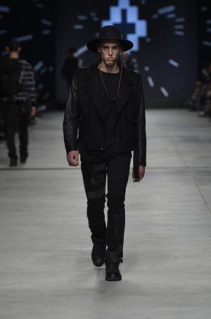 クラブカルチャーをランウエイで再現するマルセロ・バーロン【15-16AWメンズ】