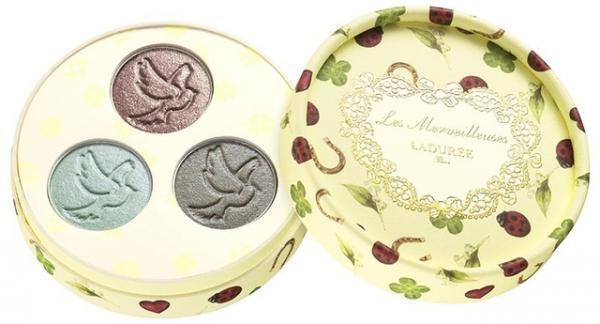 新チーク登場。レ・メルヴェイユーズラデュレから幸福感あふれる春コレクション