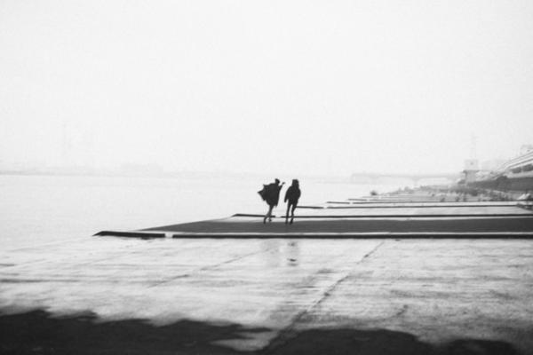 モデル・クリエーターのSENが表参道GYREで初の個展。映像で若者の葛藤を描く