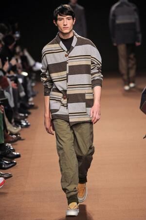 リラックスとフォークロアを調合したkolorらしいスタイル 15 16秋冬メンズ 15年2月6日 ウーマンエキサイト