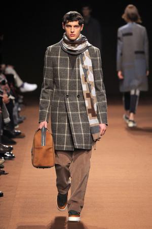 リラックスとフォークロアを調合したkolorらしいスタイル【2015-16秋冬メンズ】