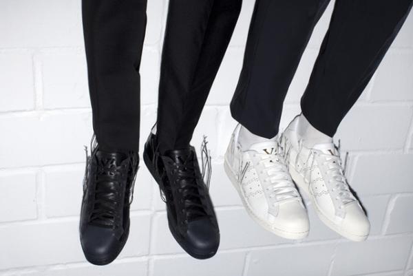 ワイズ×アディダス「スーパースター」、スリーストライプを大胆なモードにアレンジ