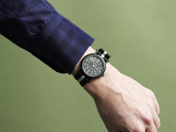 トッド スナイダー×タイメックス、J.Crew以来のコラボウォッチが登場