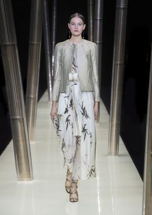 竹のようにしなやかで瑞々しいアルマーニプリヴェ【15SSオートクチュール】