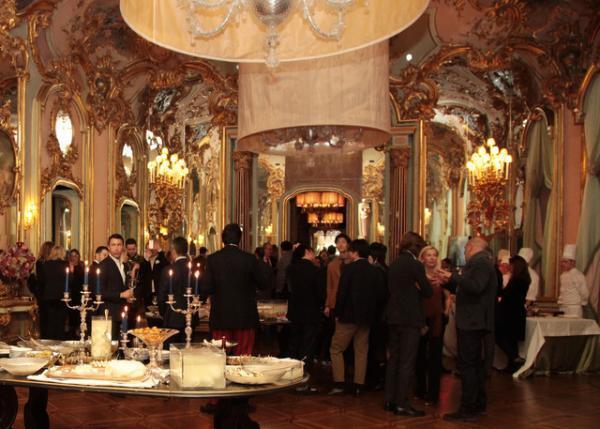 ナポリのカミチェリア、フィナモレが90周年