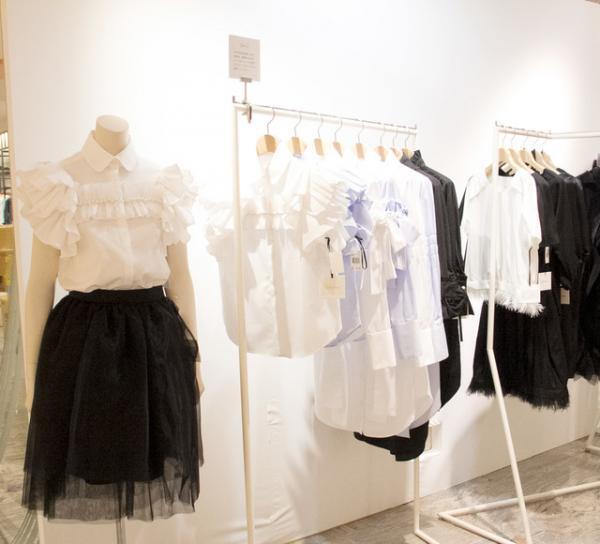 女子校出身デザイナーの“女子高生ルック”も！新宿伊勢丹に気鋭のクリエーター集結
