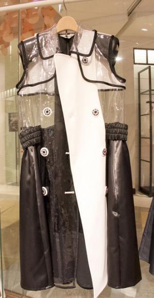 女子校出身デザイナーの“女子高生ルック”も！新宿伊勢丹に気鋭のクリエーター集結