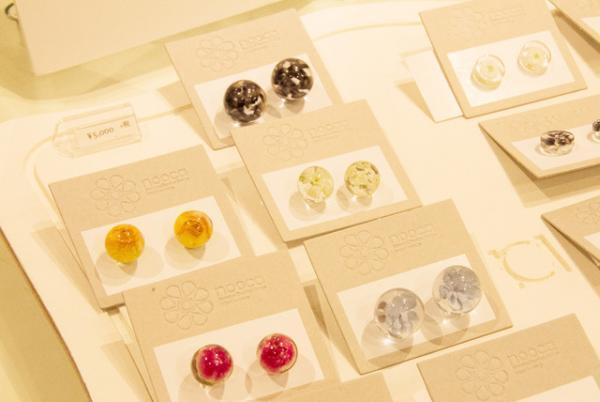 女子校出身デザイナーの“女子高生ルック”も！新宿伊勢丹に気鋭のクリエーター集結