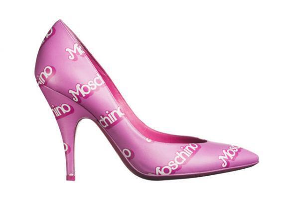 ショーの翌日から15AWを日本最速で発売。モスキーノ阪急うめだ店がリニューアル