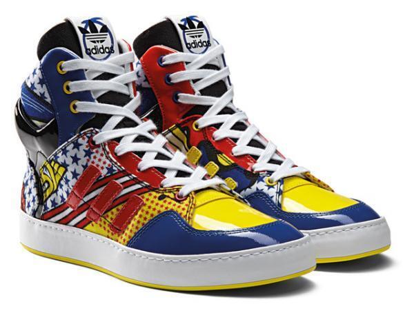 アディダスオリジナルスbyリタ・オラ、彼女の積極性や楽天主義をアメコミ表現