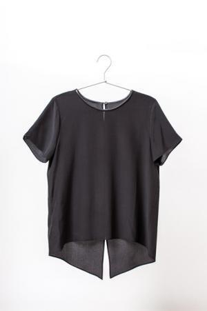 「イセタンサローネ」オープニングは白と黒で。HYKE、mame、タロウホリウチらと限定品